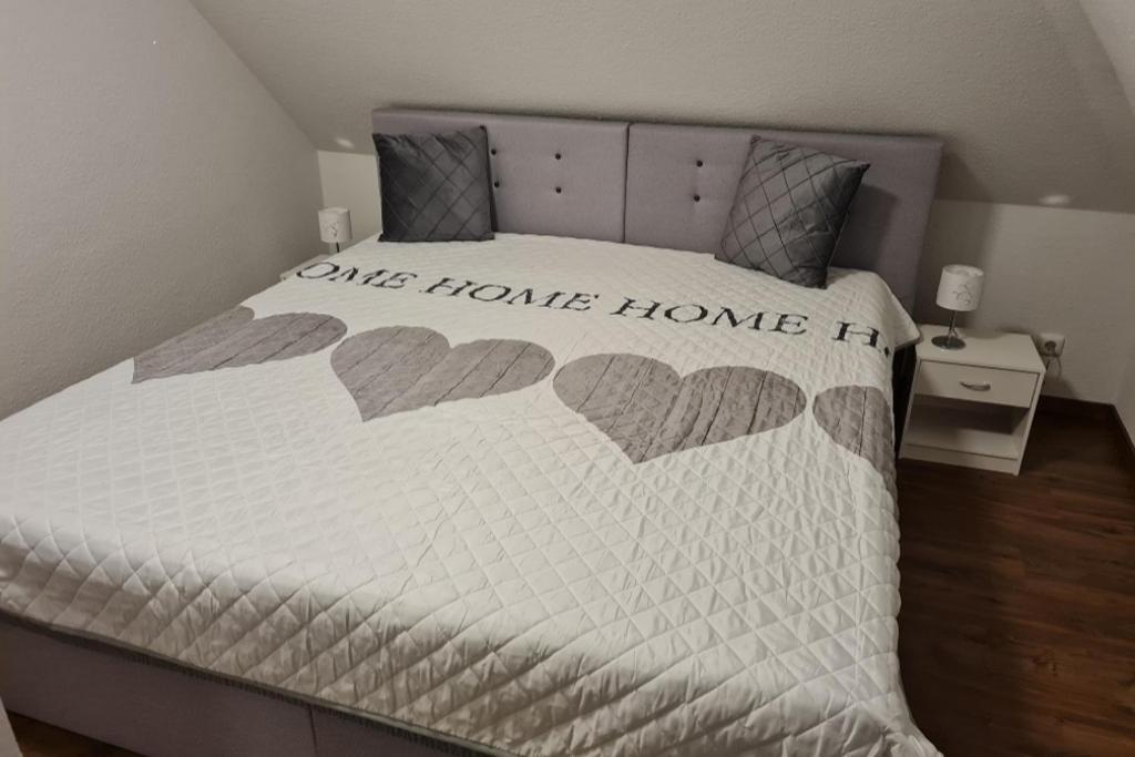 Heeslingen Neu! Ferienwohnung Zum Anker מראה חיצוני תמונה